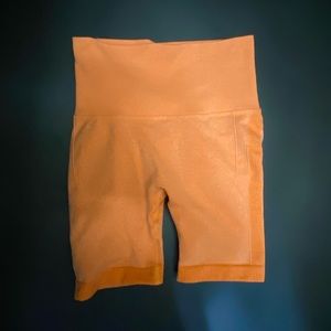 Scrunch booty lifting gym shorts